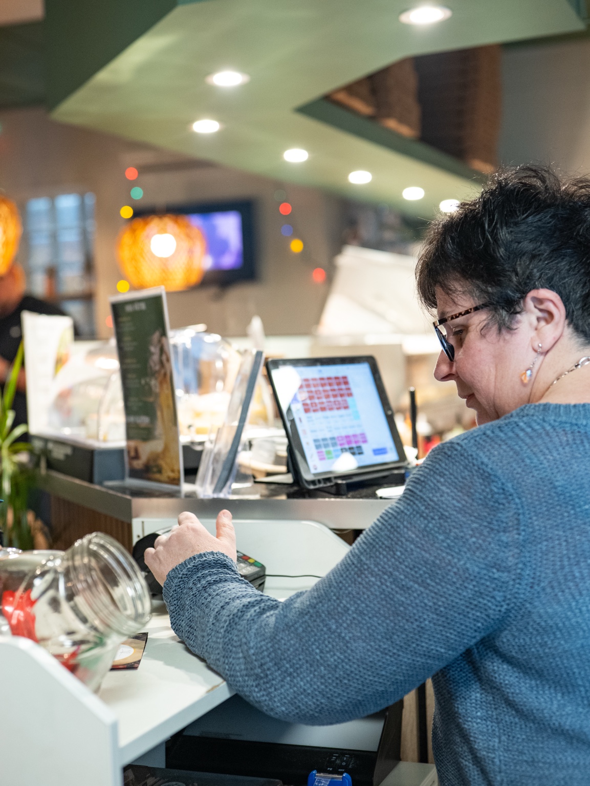 Accueil et encaissement au comptoir de Pizza Gusto